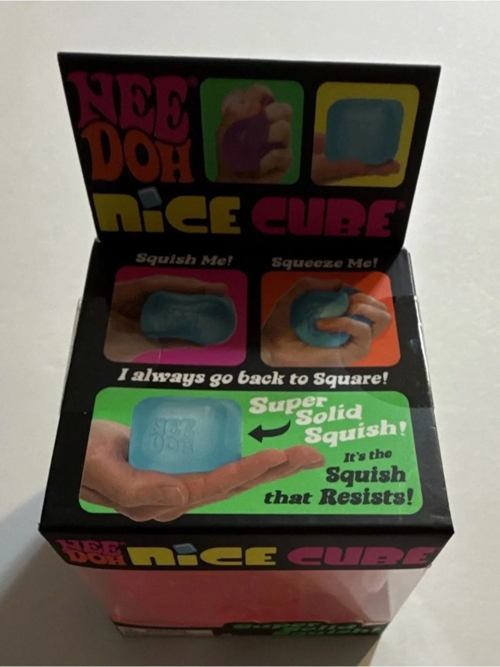 Nice Cube Super Solid Squish - Hot Pink